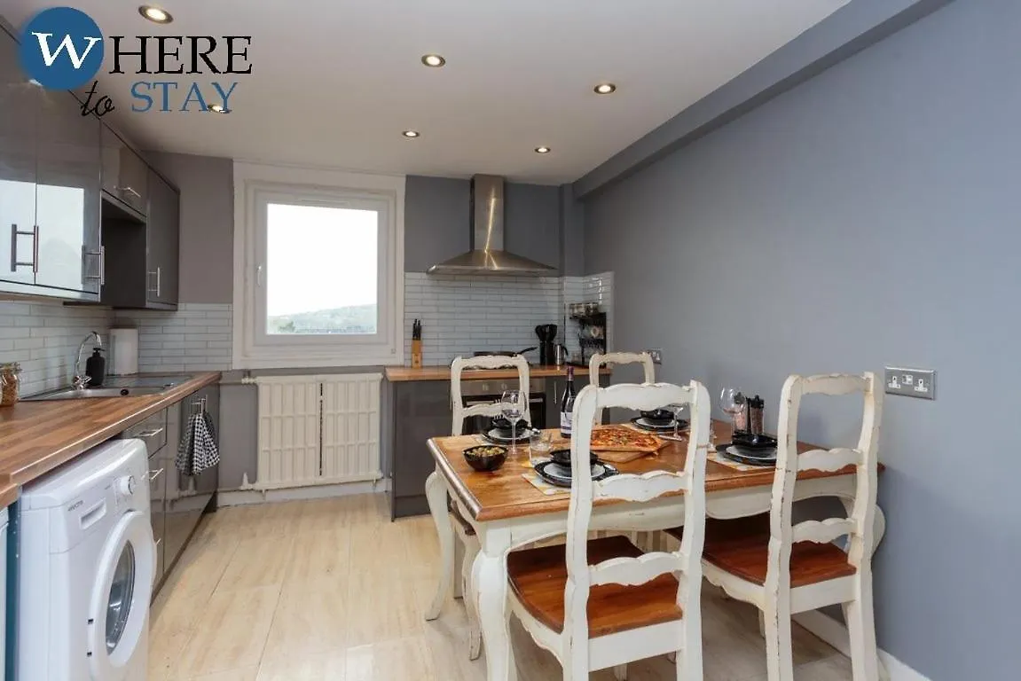 Stylish 3 Bedroom Apartment, Édimbourg